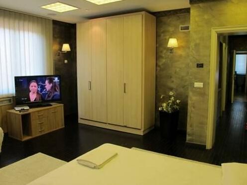 Central Lux Apartment Varna - Photo5