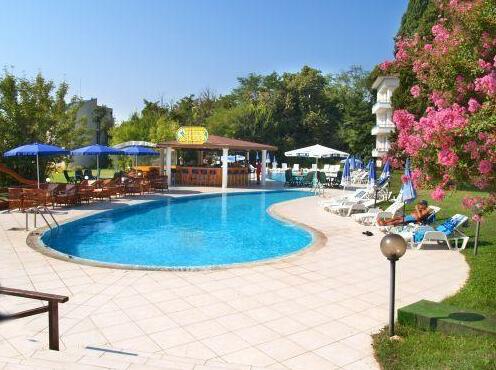 Chaika Hotel St Konstantin - Photo2