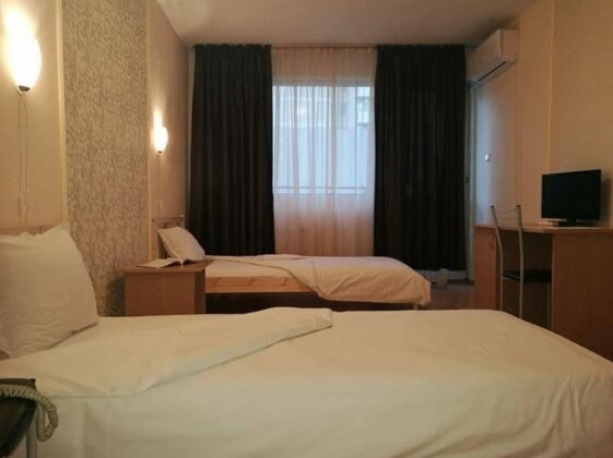 Hotel Sorbona - Photo2
