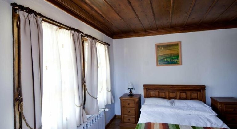 House of St George - Photo3