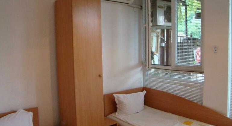 Guest House Selin - Photo2