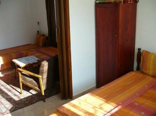 Vesinel Guest House - Photo4
