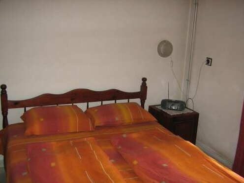 Vesinel Guest House - Photo5