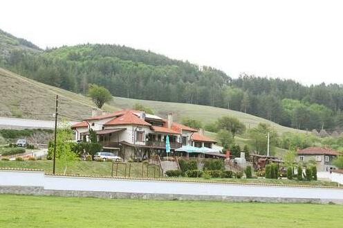 Tihov Dol Complex - Photo2