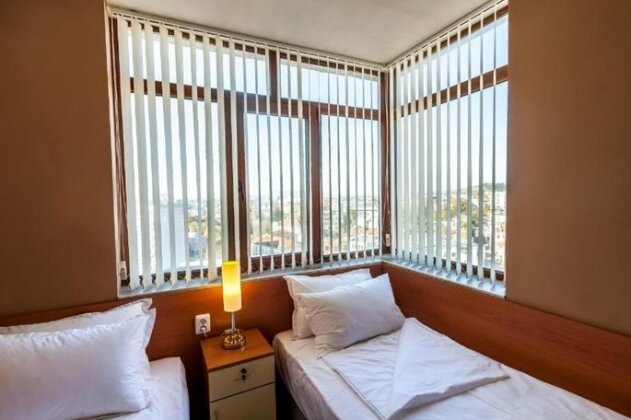 Panorama Top Floor Rooms in Hotel Tundzha - Photo2