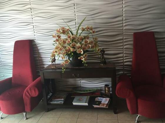 Apek Utama Hotel - Photo4