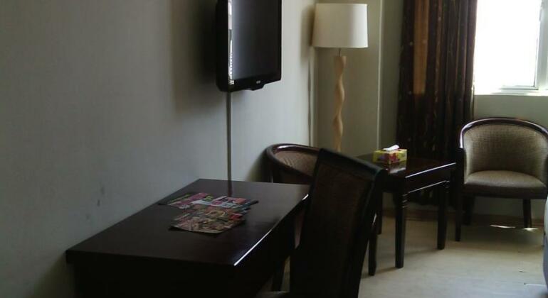 Ginasuite Kompleks27 Hotel - Photo5