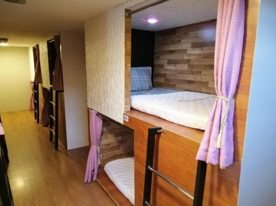 Qing Yun Backpacker Lodge - Photo3