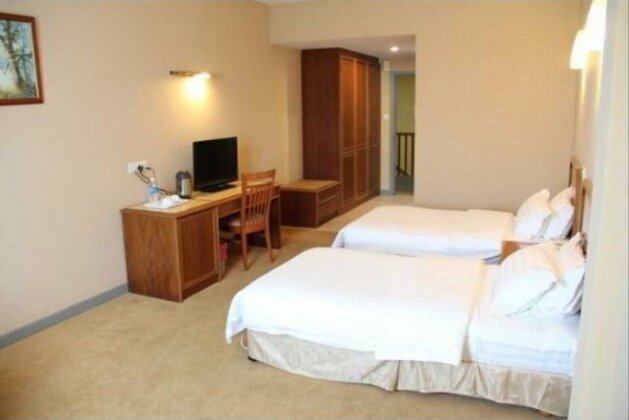 Goodview Hotel Jerudong - Photo5