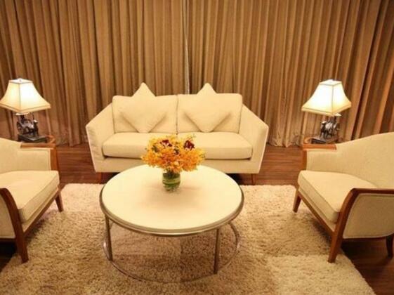 Plaza Sutera Biru - Photo4