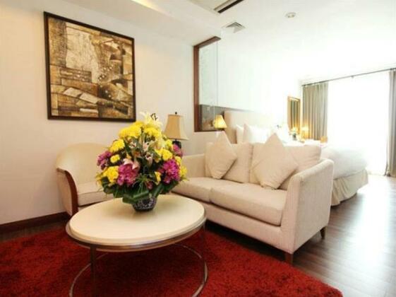 Plaza Sutera Biru - Photo5