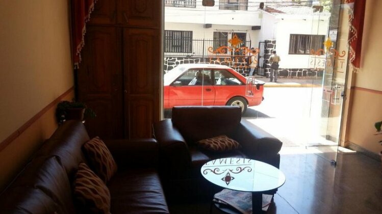 HOTEL MAISON FIORI Plaza Colon - Photo2