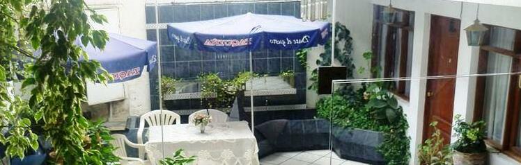 La Fontaine Hotel - Photo5