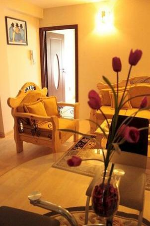 Almudena Apart Hotel - Photo2