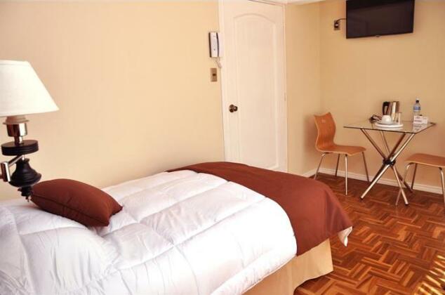 Bolivian Rooms & Suites Zona Sur - Photo3