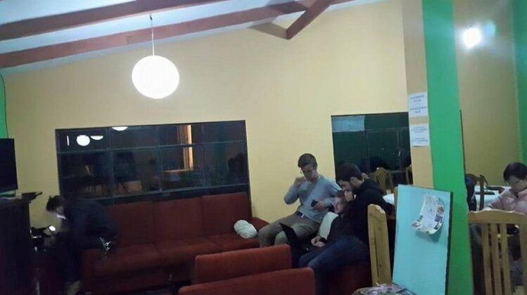 Garry's Hostel - Photo2