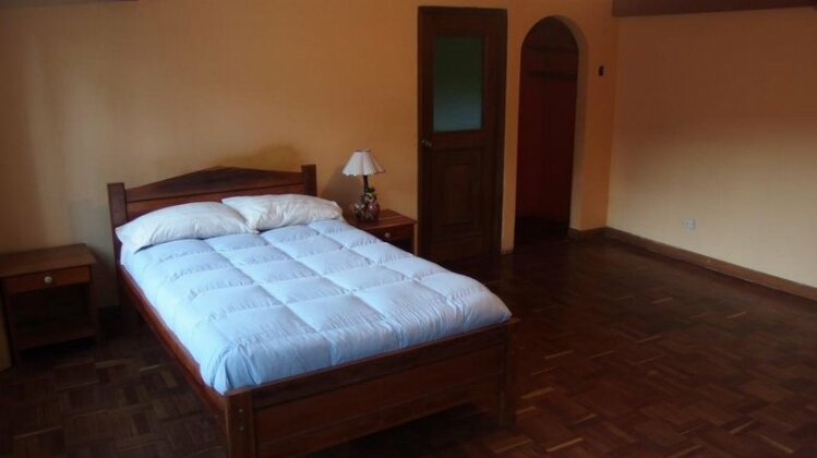 Garry's Hostel - Photo3