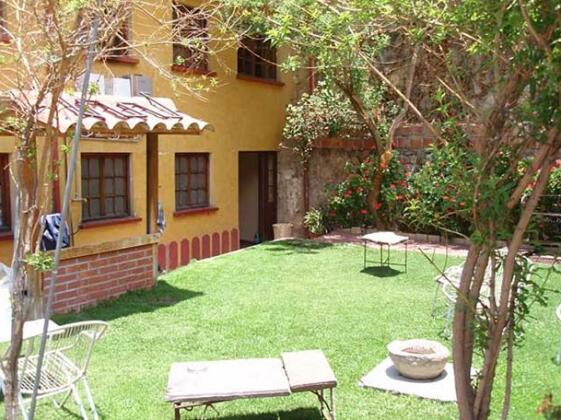 Hostal Republica - Photo4