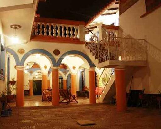 7 Patas Hostel - Photo2