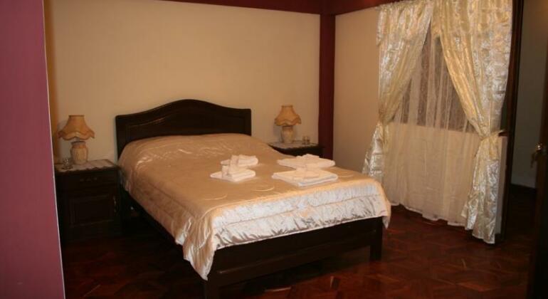 Hostal Bicentenario Sucre - Photo3