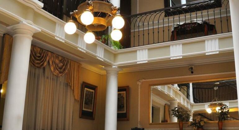 Hostal Colonial Sucre - Photo2