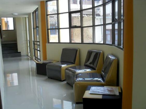 Hostal Corona Blanca - Photo2