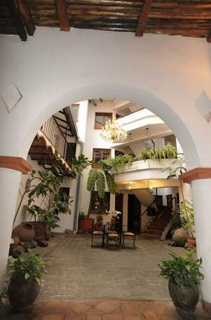 Hostal Recoleta Sur - Photo2