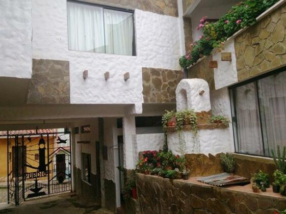 Plaza Pueblo Hotel - Photo2