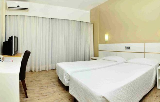 Marambaia Hotel & Convencoes - Photo4