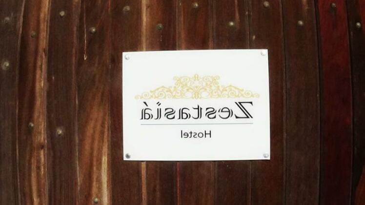 Zestasia Hostel - Photo2