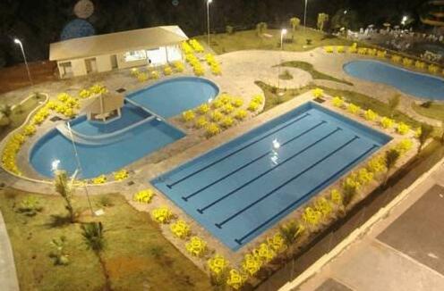 Golden Dolphin Express - Photo2