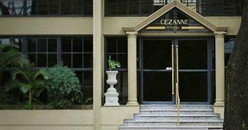 Cezanne Plaza Apart Hotel
