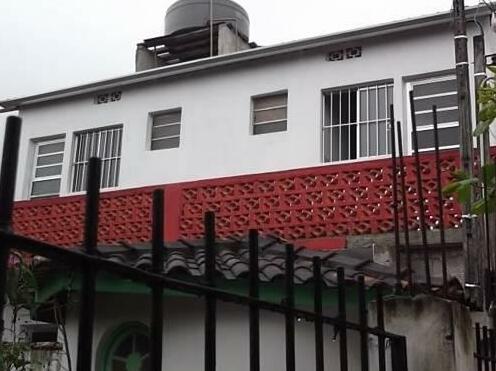 Hostel Kitinetes Pedra do Jacare - Photo2