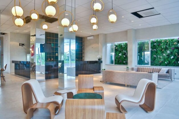 Ramada Encore Fernandopolis - Photo2