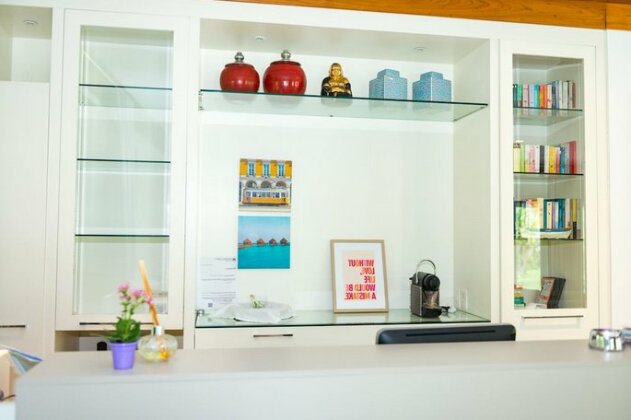 Haute Haus - Guest House - Photo3