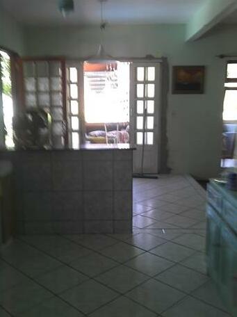 Pousada Papagaio Roxo Guest House - Photo2