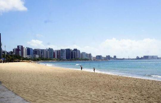 Nalu Beach Hotel - Photo3