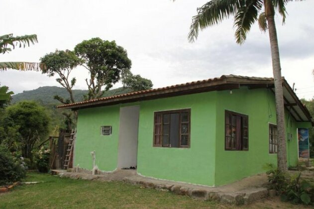 Casa em Garopaba SC - em meio a natureza