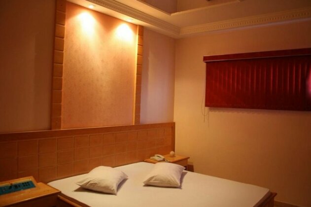 Top's Motel Adult Only - Photo4