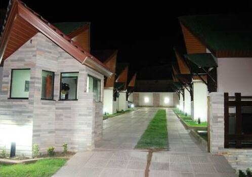 Aruana Chales - Photo3