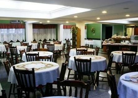 Holz Hotel - Photo4