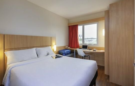 Ibis Joinville - Photo3