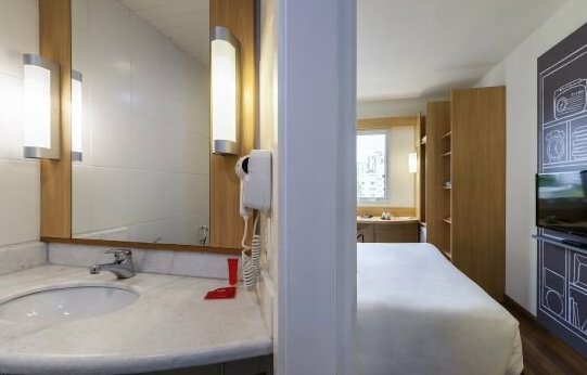 Ibis Joinville - Photo4