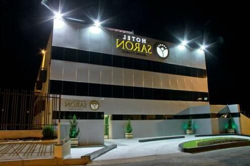 Hotel Saron Luziania - Photo2