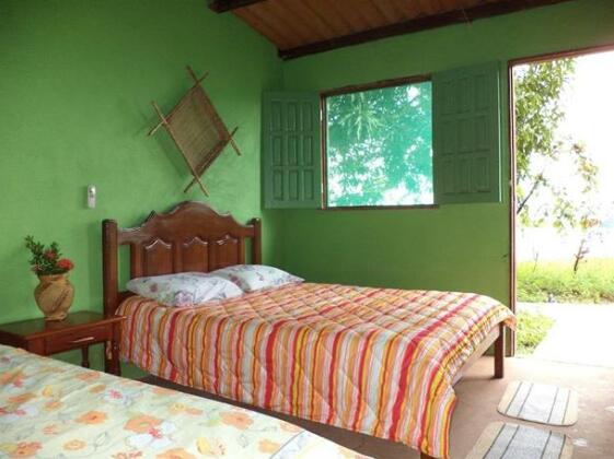 Anaconda Amazon Island - Photo4
