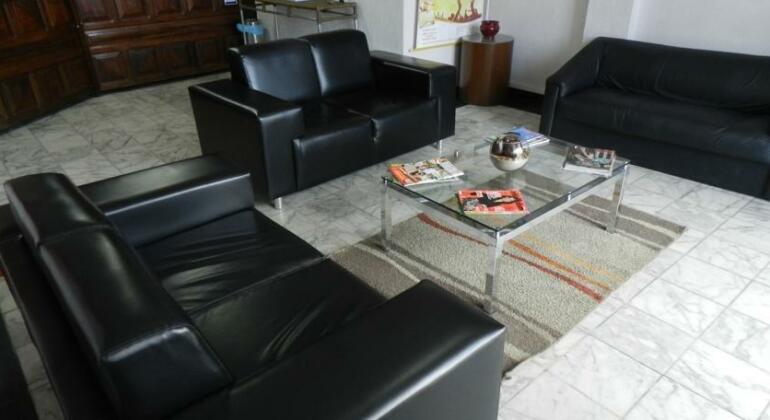 Danutts Hotel - Photo3