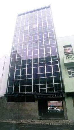 Krystal Hotel - Photo2