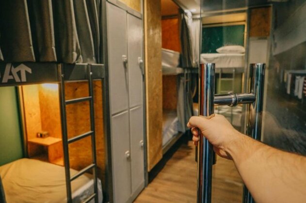 The Container Hostel - Photo2