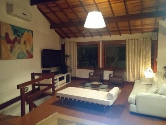 3 Palmeiras Guest Lounge - Photo2