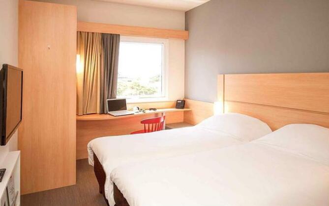 Ibis Montenegro - Photo4